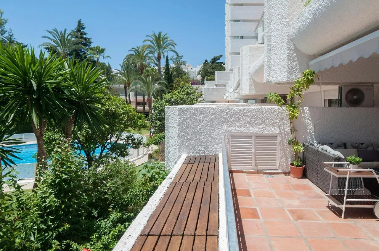 Jardines Del Mar Apartments マルベーリャ
