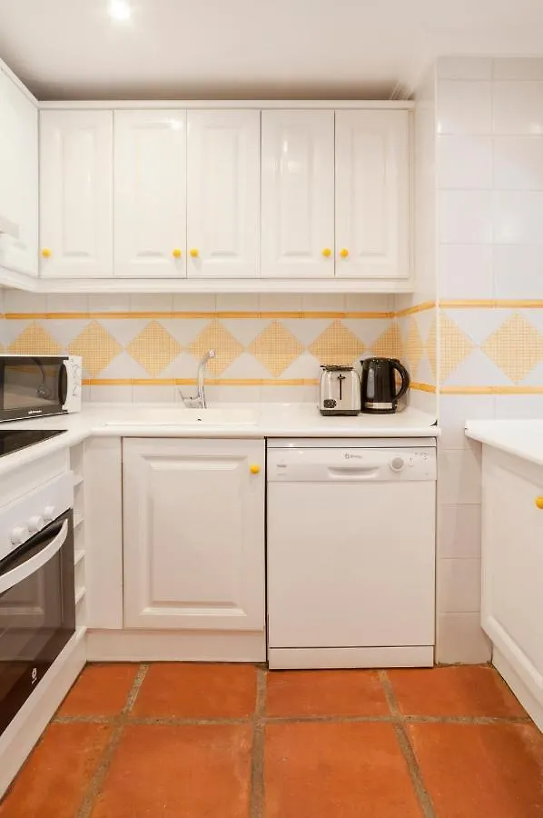 Jardines Del Mar Apartments マルベーリャ
