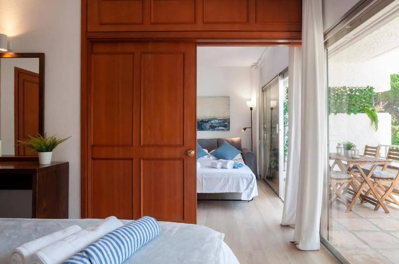 Jardines Del Mar Apartments マルベーリャ