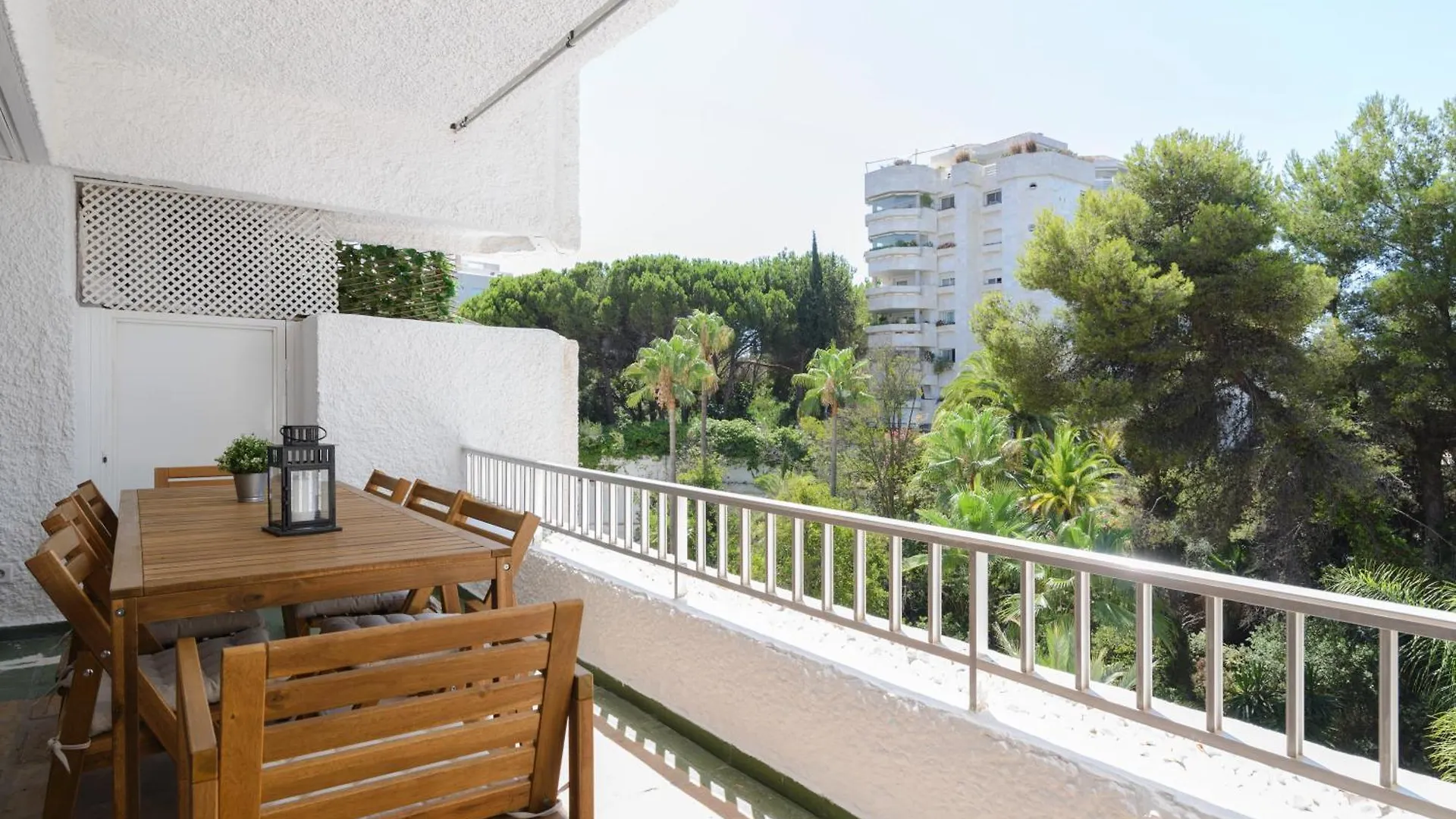 Jardines Del Mar Apartments マルベーリャ スペイン