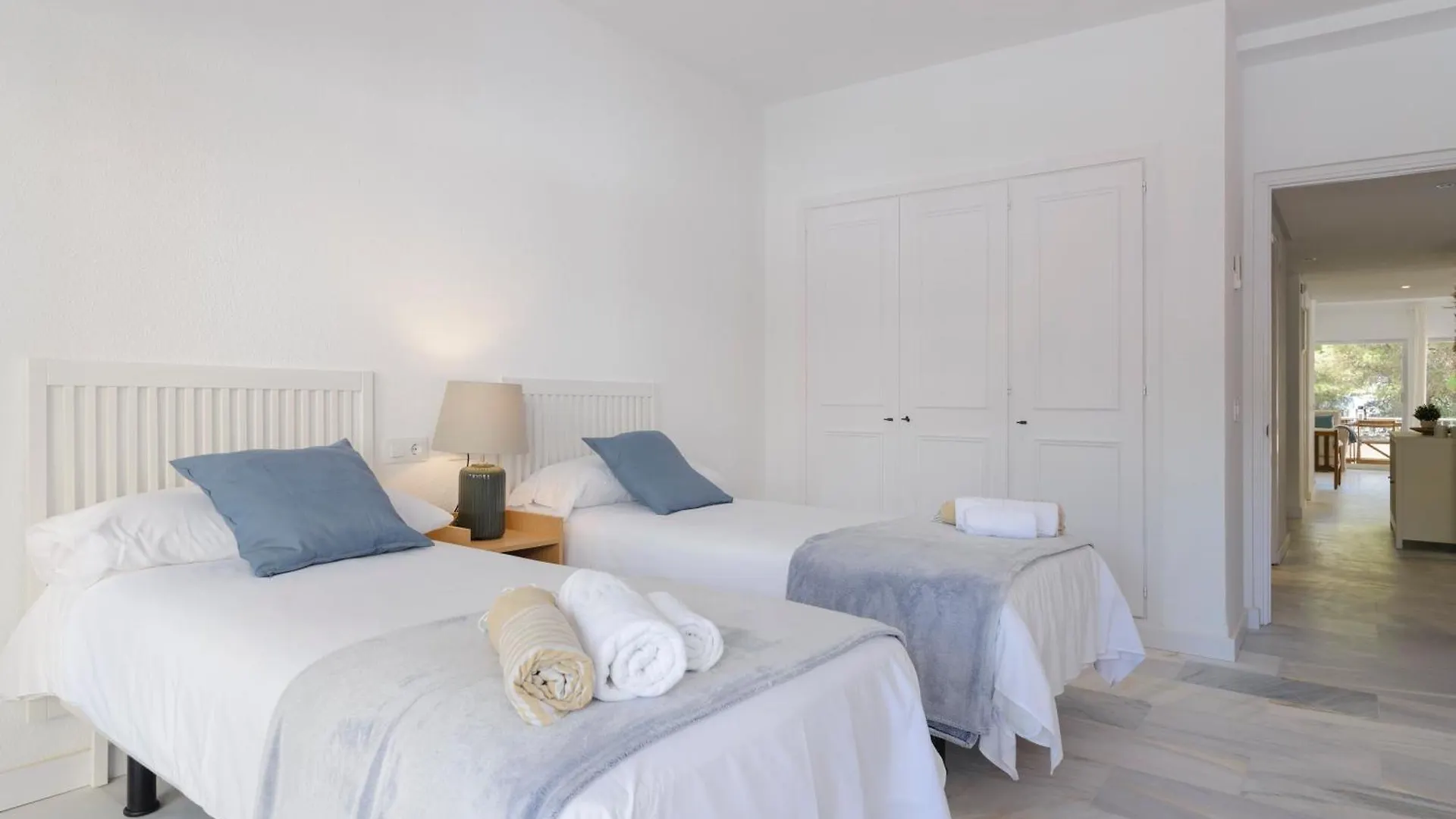 Jardines Del Mar Apartments マルベーリャ スペイン